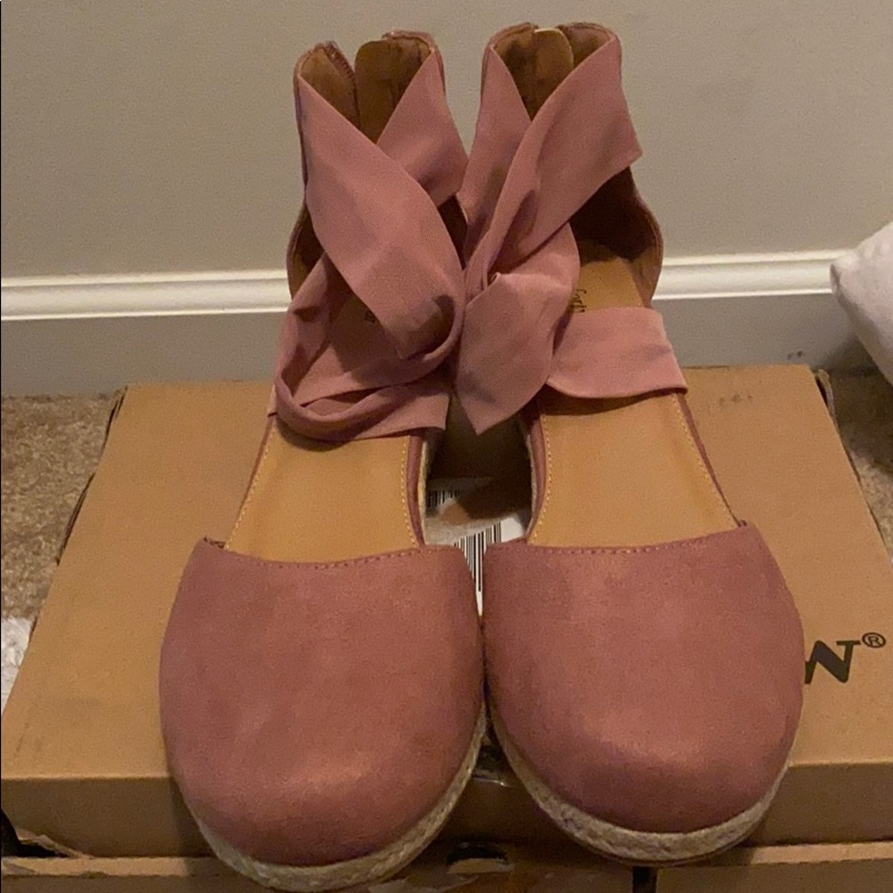 New comfortview wedges
